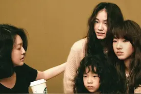 小s称女儿是她的导师，学会勤洗头洗澡，曾被大s吐槽头发像八宝粥图片