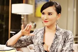 败光父母80万，隐瞒婚史和黄海波分手，她为何成了"娱乐圈神婆"？图片