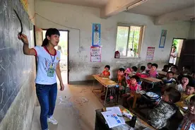 谈谈乡村教师，尴尬的边缘群体，出路在哪里？图片