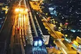 “飙车”视频曝光，时速至少300公里！图片