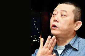 王朔：抱歉，我不曾记得我爱过父母图片