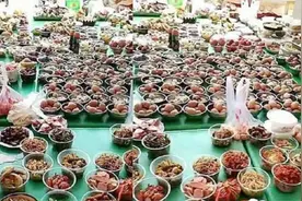 幼儿园活动：家长各做道菜展示，结果百家宴成了“鸡蛋宴”图片