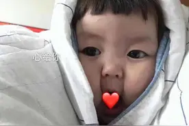 表情包：猪猪，没有人比我更爱你了图片