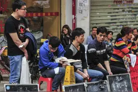 广东等工厂密集地区再现“招工难”危机，为啥工资高了，却没人去图片
