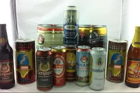 买啤酒时，挑“瓶装”还是“罐装”？原来差别这么大，别再买错了图片