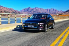 “四大金刚’一场完美的“翻身仗”——试驾北京现代全新一代名图图片