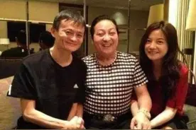 “气功大师”王林真有神功？李冰冰拜他为干爹，马云还去拜访过图片