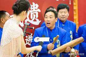 牛艳霞扮演的黑脸包公进京演出，访民情，铡贪官，包大人真忙图片