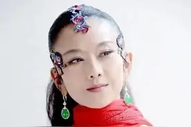 杨丽萍“牛舞”无缘春晚，一次突破未成，却让我们看到那只孔雀一直在努力“开屏”图片