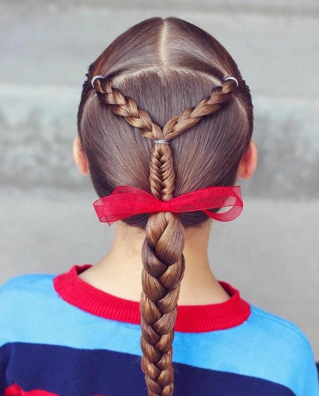 小女孩最漂亮辫子发型