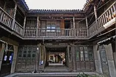 为什么明朝王爷不能进京，清朝王爷不能出京图片