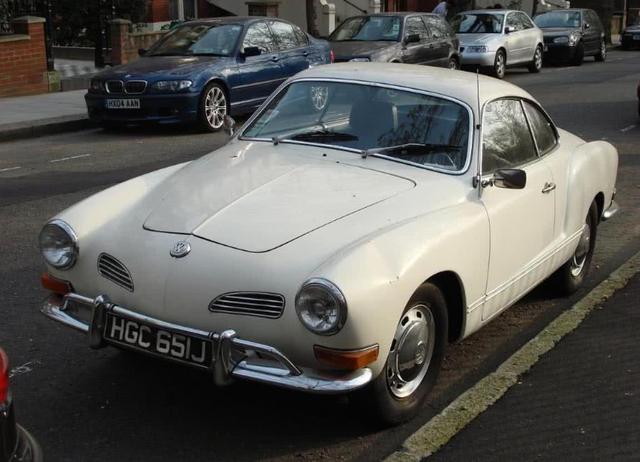 周杰伦收藏的汽车，车龄60年，马力30匹，在MV里出现过