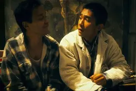 余华《兄弟》上：两个异父异母的兄弟，能做到共苦？而且做得很好图片