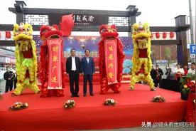 长春二道区“川越成渝”主题夜市开业 油炸的“昆虫大餐”爆红网络图片