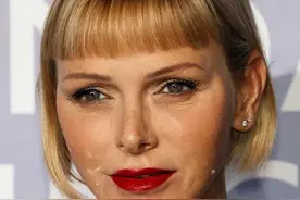 “最美王妃”夏琳的美貌不复存在？虽说表情僵硬，但气场仍强大图片