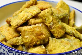 炸带鱼，到底是裹面粉还是淀粉？教你正确做法，外酥里嫩无腥味图片