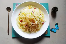 炒土豆丝，什么时候放醋很重要，方法对了，随便炒都酸辣爽脆图片