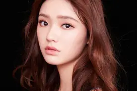 星女郎林允俏皮可爱，娇滴滴惹人怜爱图片