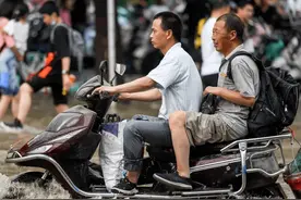 电动车泡水进水后怎么办？不用换新车，这四个方法可以继续骑图片