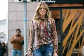 女人脚型一般分为这5种，第二种公认“美人脚”，最后一个难看！图片