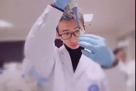 南京全能学霸：连续三年专业第一，奖学金拿到手软，保送北大直博！图片