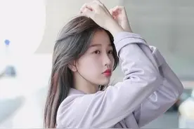 还记得童年时旺旺广告里的小女孩吗，齐刘海的竟然是虞书欣图片