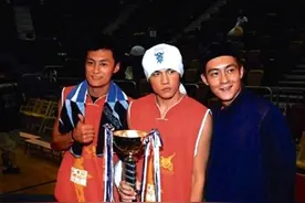 再见AE86！《头文字D》里的男人现在都爱这些车和表图片