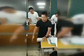 炫酷运动丨徒手劈砖的功夫老师图片