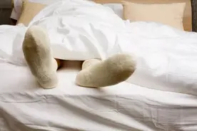 袜子之于日本人，是长寿的秘诀，也是穿搭中必不可少的时尚配件图片