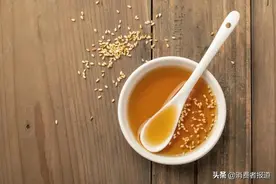 揭开芝麻油行业乱象：香精勾兑、挂羊头卖狗肉、无视国标……消费者该如何“避坑”？图片