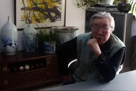 顾丁因评何镇强：胸中自有丘壑在，落笔即至美境图片