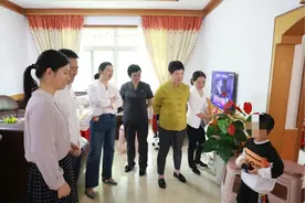 父亲遇害，母亲重伤，留下1岁的孩子……他们如今过得怎么样图片