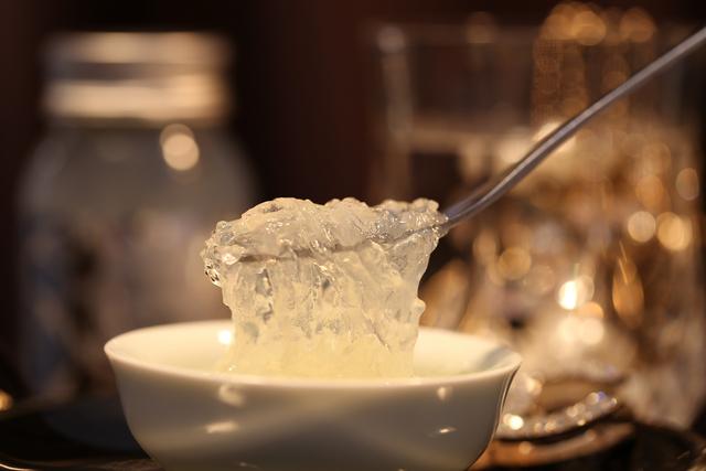 男人能吃燕窝吗 燕窝男人可以吃吗有哪些作用 男人能吃燕窝吗 燕窝男人可以吃吗有哪些作用