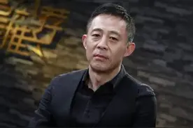 与侯勇离婚后，独自抚养女儿的潘雨辰，颜值重新回到巅峰图片