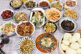 2021年夜饭出炉，16道菜搭配好，省事还好吃，团圆饭不发愁图片