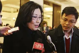 红了半世纪的汪明荃，一个真正对祖国万水千山总是情的勇敢中国人图片