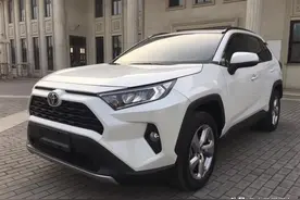 关注了一年的丰田荣放，如今终于喜提爱车，落地20.76万贵吗图片