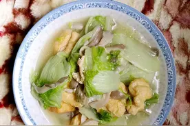 白菜蘑菇这样做，超级简单还好吃图片