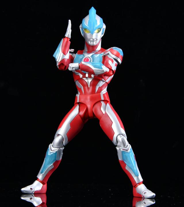 78官测：万代 SHF 银河奥特曼