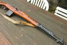 抗战苏联援华武器，1.4万挺机枪4000门火炮，上千架飞机运到兰州图片
