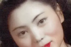 上甘岭中唯一的女兵：一张嘴击垮一支美军部队，外号“战场夜莺”图片