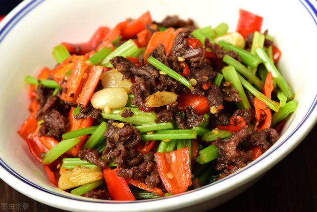 家里再穷，这个菜也要常给孩子吃，补充多种氨基酸，强筋又健骨