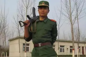寻随州籍战友刘思，还记得我们这群新兵蛋子刚进部队时想家，是你借手机给我们打电话联系家人……图片