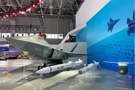 中国PL15导弹首公开亮相引关注？外媒：中国还有更好的导弹未亮相图片