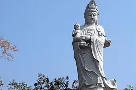 太平岩寺石雕送子观音神像图片