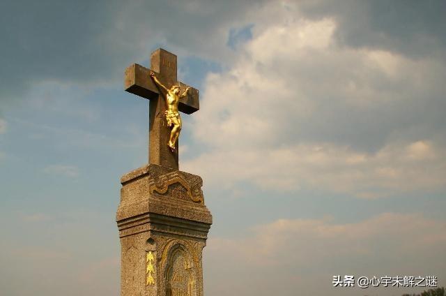 历史：为何耶稣要被钉在十字架上，到底是谁害了他？