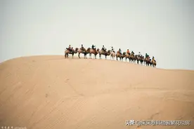 行走新疆尉犁县罗布人村寨：大风中遇见沙漠中的圣洁之湖图片