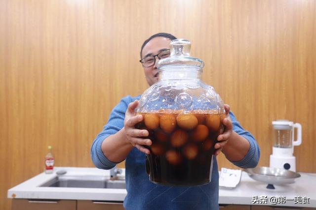 河南老法腌鸡蛋，个个起沙、金黄流油还不咸，用经验告诉你怎么做