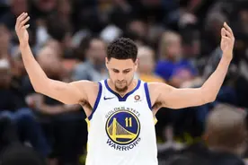 NBA球衣号码背后的寓意，姚明因爱情穿11号，KD35号故事令人感动图片