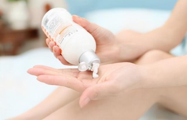 美白嫩肤便宜身体乳